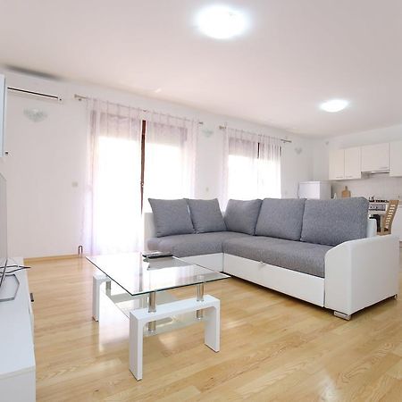 Apartment Borik Beach 86 Zadar Buitenkant foto